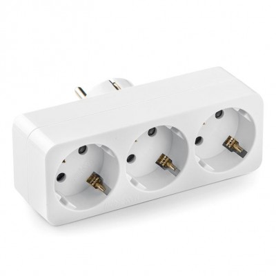 ADAPTADOR TRIPLE 2P+T 16A BLANCO FAMATEL 1330