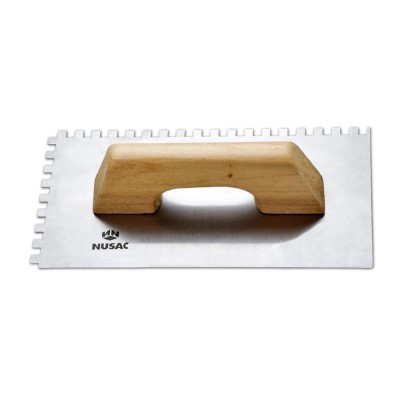 LLANA DENTADA 30X15CM PEINE 8X8MM MANGO MADERA NUSAC